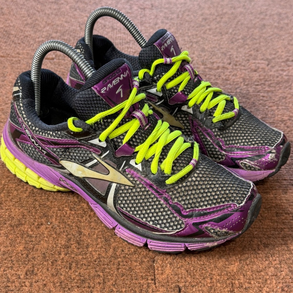 C+ Brooks Ravenna 5 Womens Running Shoes Black Purple Lime Size 8 1201511B612